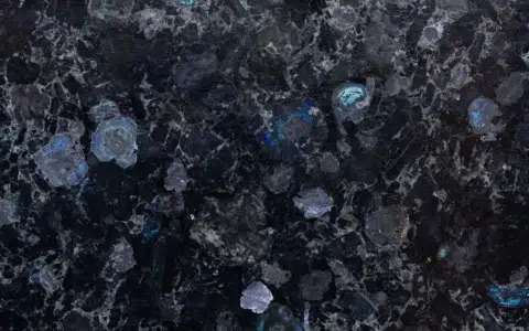 образец камня Volga Blue